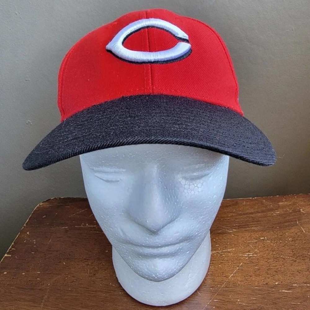 Cincinnati Reds 47‎ Brand Hat Cap StrapBack OSFM Two Tone C Logo Signed Unknown